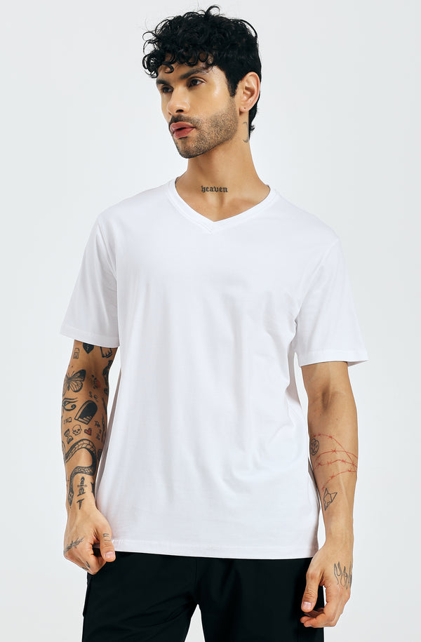 THE EVERYDAY ESSENTIAL V-NECK - WHITE