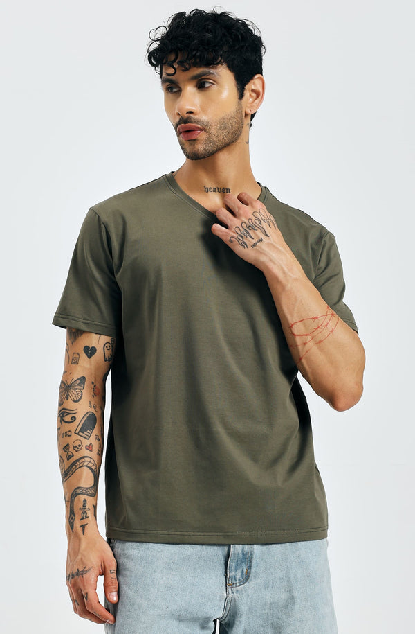 THE EVERYDAY ESSENTIAL V-NECK - DUSTY OLIVE