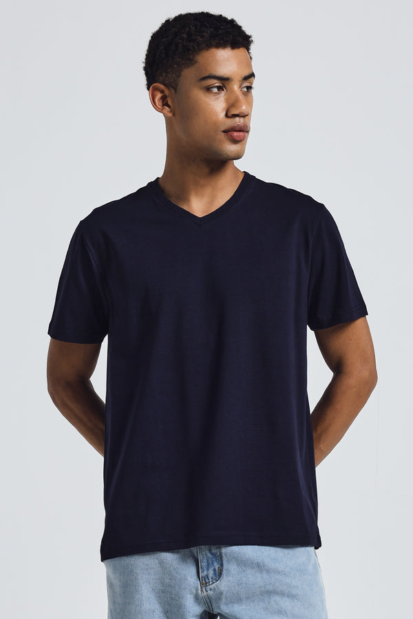 THE EVERYDAY ESSENTIAL V-NECK - NAVY