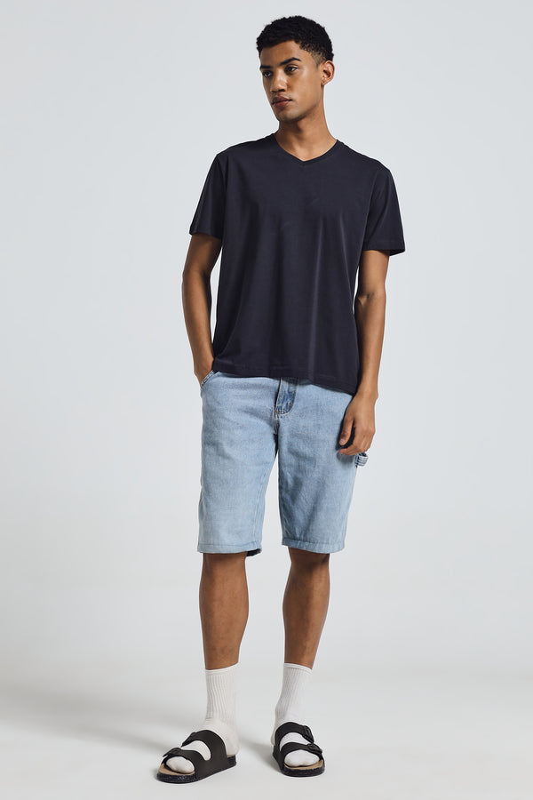 THE EVERYDAY ESSENTIAL V-NECK - CAVIAR