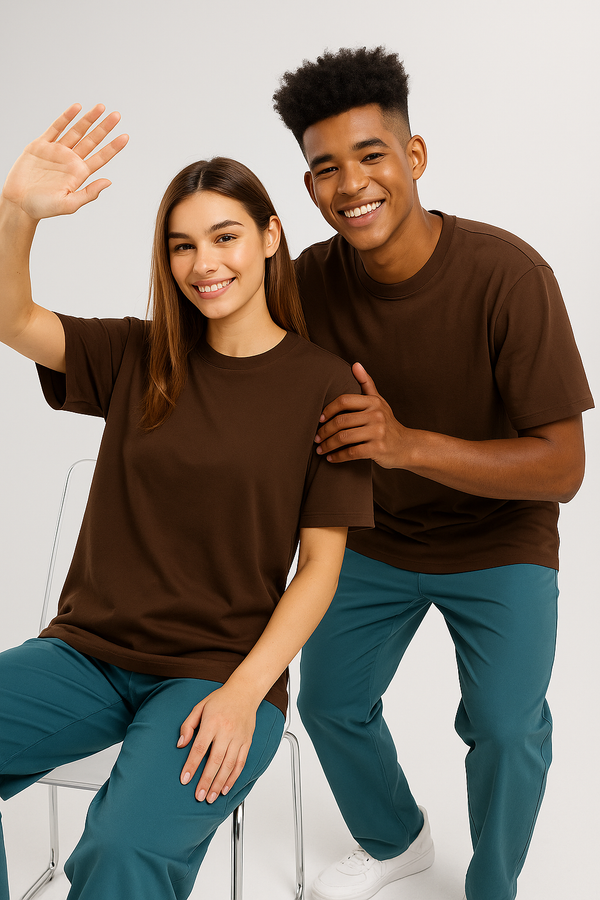 THE EVERYDAY ESSENTIAL TEE UNISEX- Bitter Chocolate