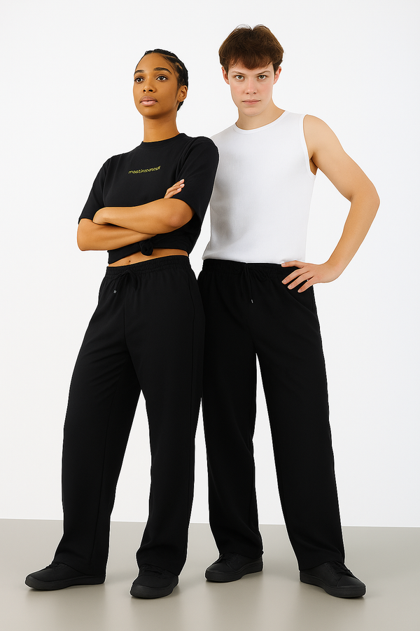 THE ENGINEERED UNISEX TRACK- Black